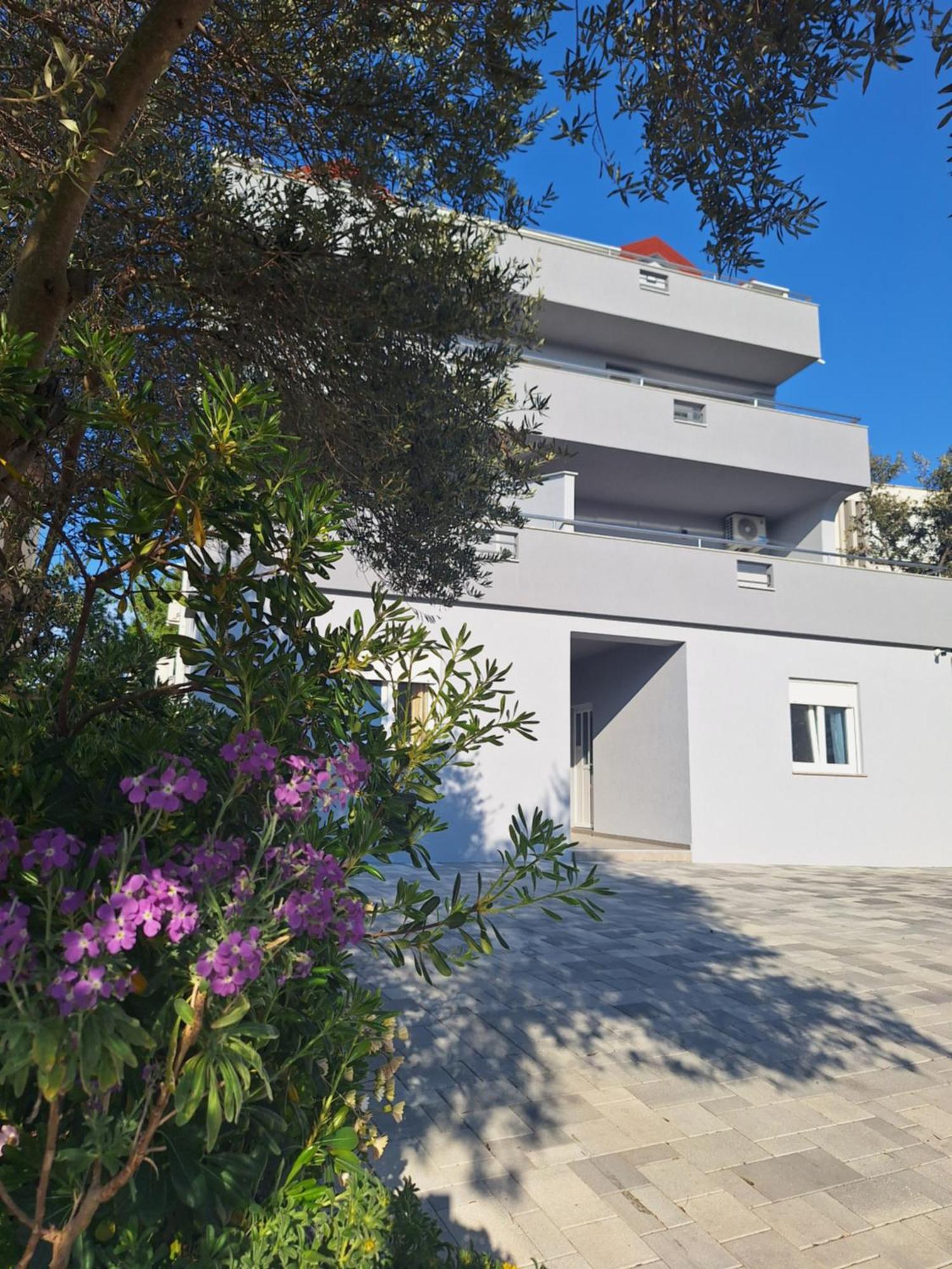 נובליה Apartments Miki 2 מראה חיצוני תמונה
