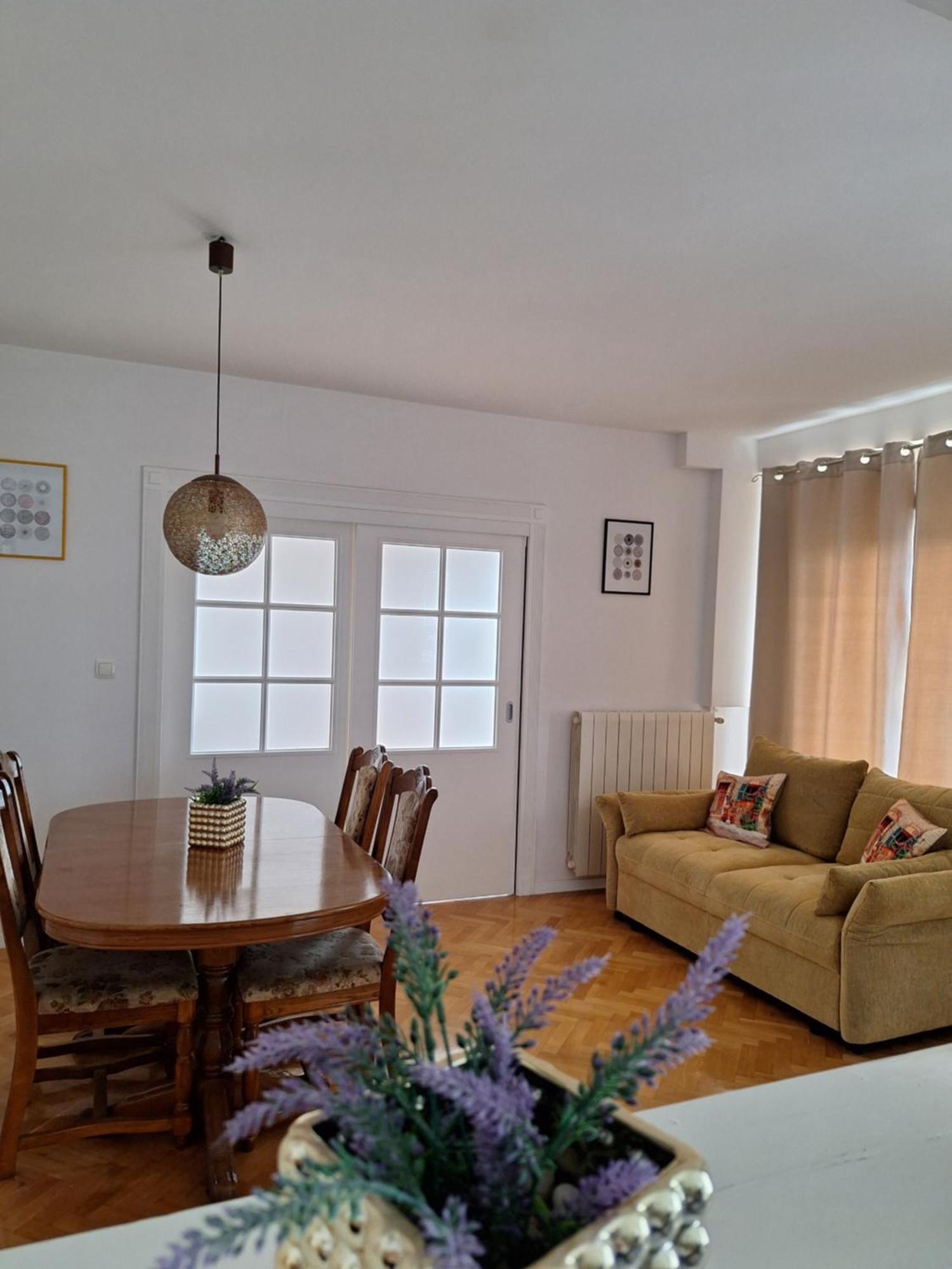 נובליה Apartments Miki 2 מראה חיצוני תמונה