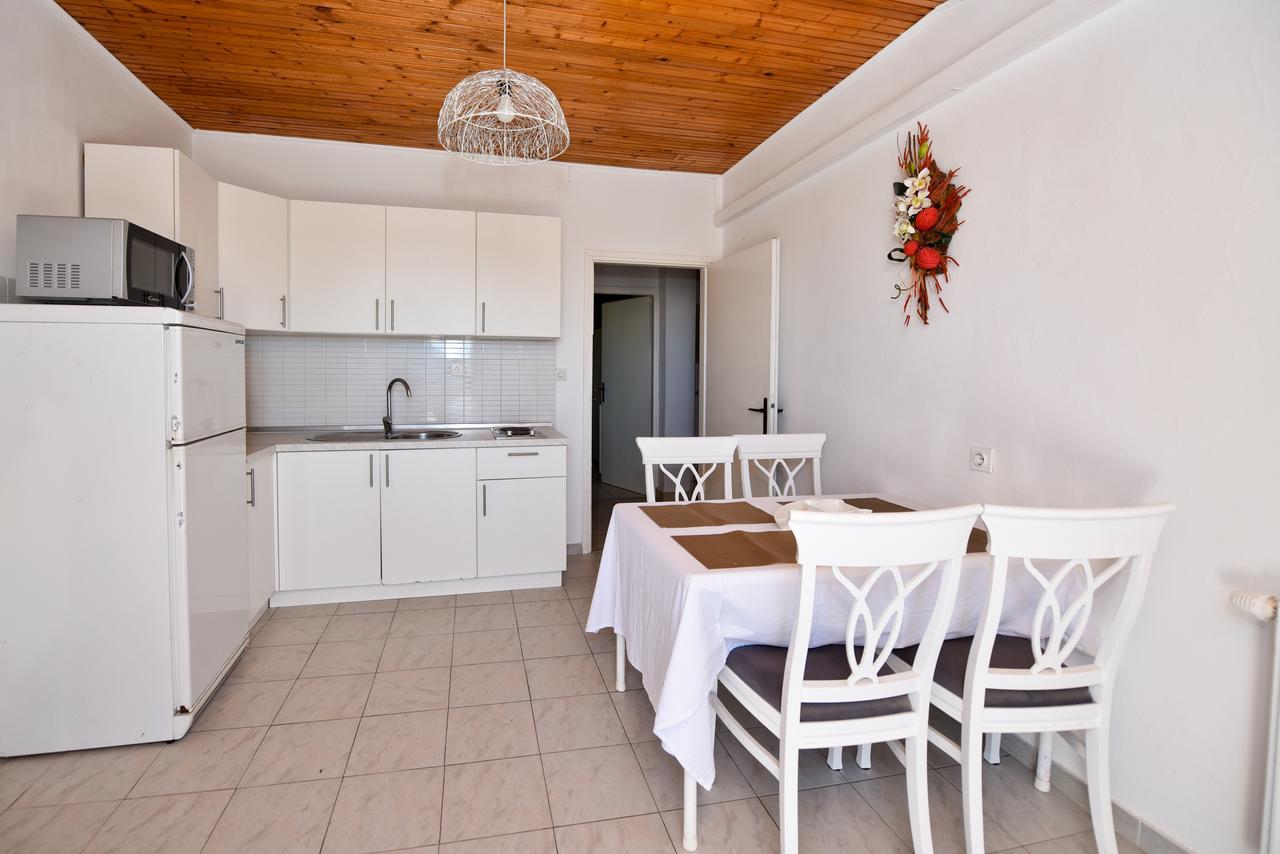 נובליה Apartments Miki 2 מראה חיצוני תמונה