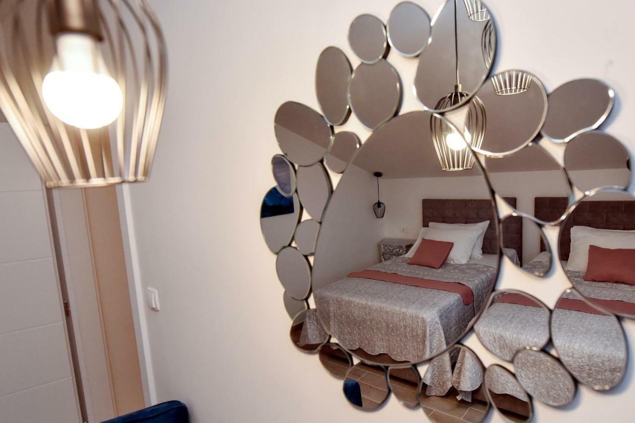 נובליה Apartments Miki 2 מראה חיצוני תמונה